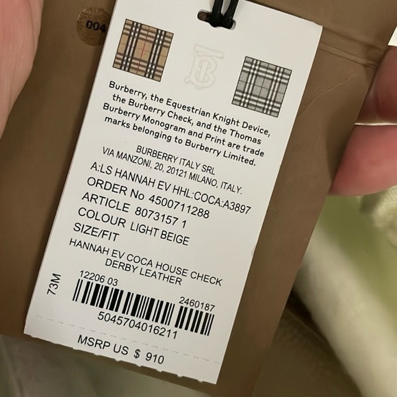 Burberry crossbody NWOT (does not include phone!) Does include original dust bag - Picture 11 of 11